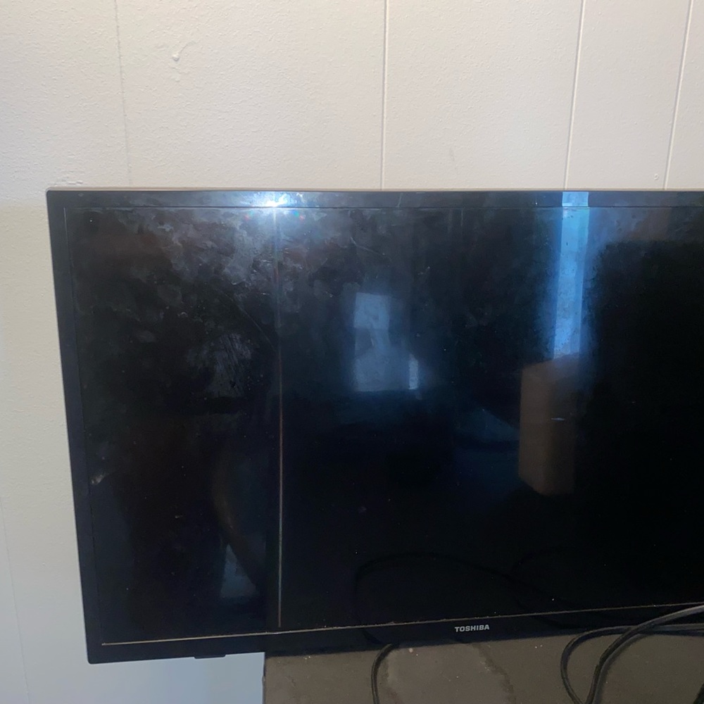 32 inch flat screen